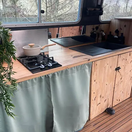 Bateau-hôtel Bull' Expérience *