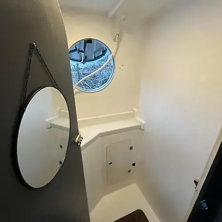 Bateau-hôtel Bull' Expérience