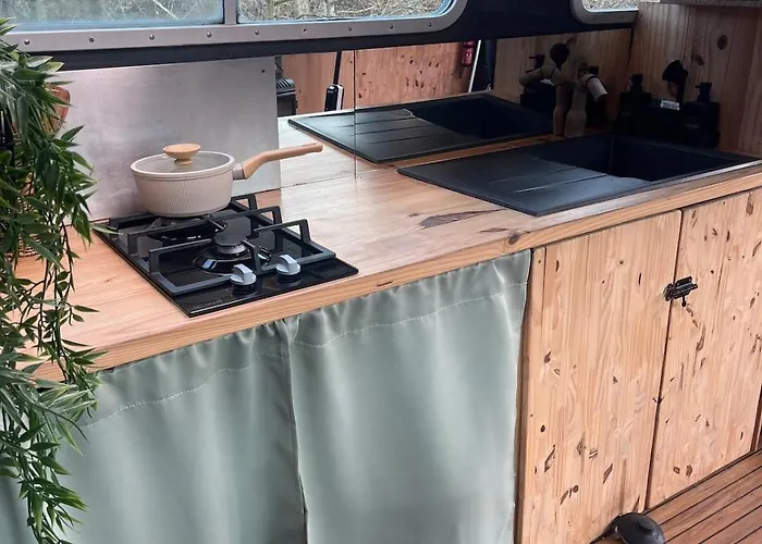 Bateau-hôtel Bull' Expérience *